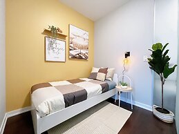 SkyTree Modern Suites