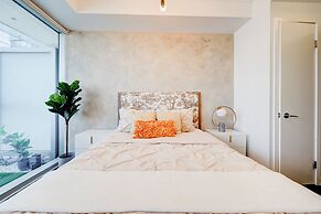 SkyTree Modern Suites