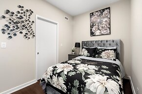 SkyTree Modern Suites