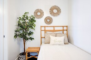 SkyTree Modern Suites