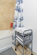 SkyTree Modern Suites