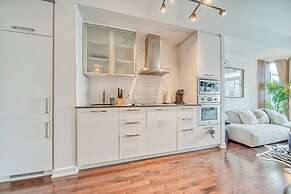 SkyTree Modern Suites