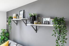 SkyTree Modern Suites