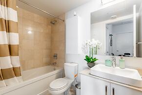 SkyTree Modern Suites