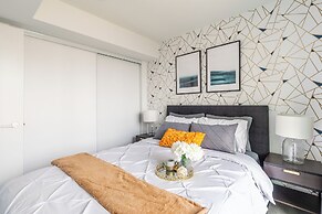 SkyTree Modern Suites