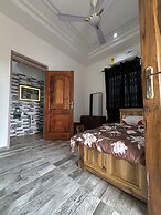Serene Getaway 5 bedroom duplex