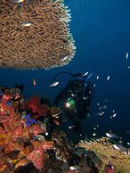 ABWonderdive Beach Resort