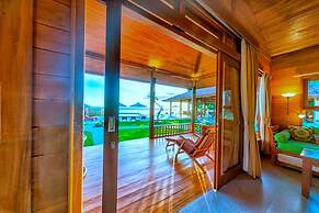 ABWonderdive Beach Resort