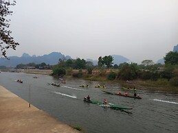 Riverside Garden Hostel