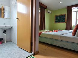 OYO 90964 Melody 88 Inn