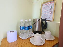 OYO 90964 Melody 88 Inn