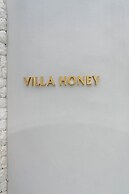 Villa Honey