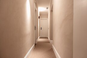 The Flow - Via Del Corso