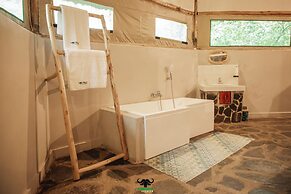Embogo Lodges