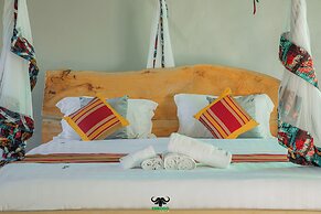 Embogo Lodges