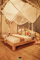 Embogo Lodges