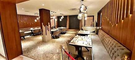 MEETHAQ HOTELS LIMITED