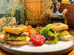 Re-Connect Nature Lodge Pai