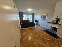 Live and Stay Lagerbring