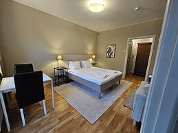 Live and Stay Lagerbring