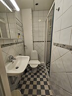 Live and Stay Lagerbring