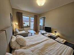 Live and Stay Lagerbring