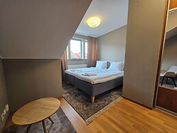 Live and Stay Lagerbring