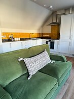 The Sheep and Penguin