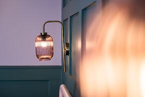 The Sheep and Penguin