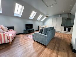 The Sheep and Penguin