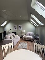 The Sheep and Penguin