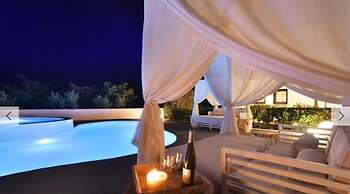 Harmony Luxury Villas