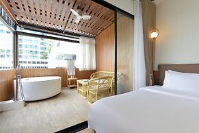 Ratchathewi Hyde Away