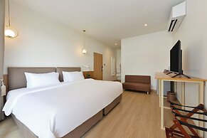 Ratchathewi Hyde Away