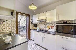 Bright Home With Wonderful Sea View