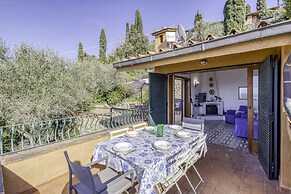 Bright Home With Wonderful Sea View