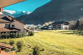 Base Camp Lodge - Albertville