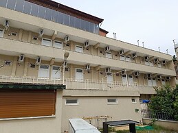 Yunus Hotel & Bungalow