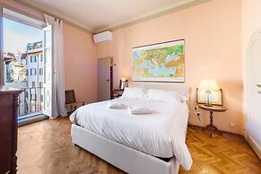 Ponte Vecchio 3 bedrooms by Mmega