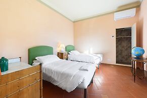 Ponte Vecchio 3 bedrooms by Mmega