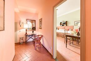 Ponte Vecchio 3 bedrooms by Mmega