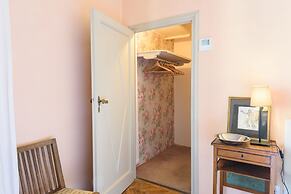 Ponte Vecchio 3 bedrooms by Mmega