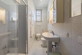 Ponte Vecchio 3 bedrooms by Mmega