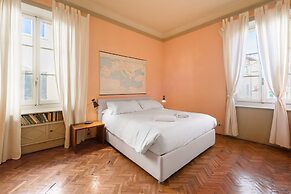 Ponte Vecchio 3 bedrooms by Mmega