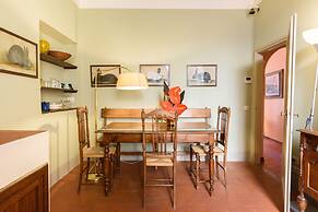 Ponte Vecchio 3 bedrooms by Mmega