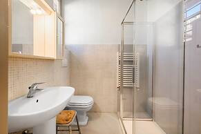 Ponte Vecchio 3 bedrooms by Mmega