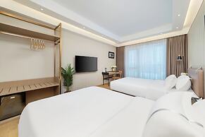 Raffles Executive Apartment