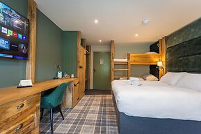The Green Dragon Inn - Hardraw