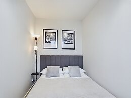Modern Studio With Wifi by Renters