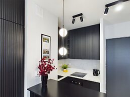 Modern Studio With Wifi by Renters